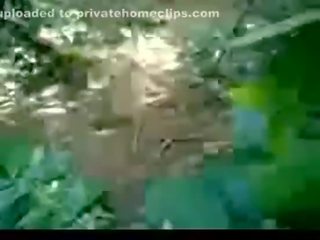 Warga india ladki dalam hutan di luar wanita fucked keras www.xnidhicam.blogspot.com