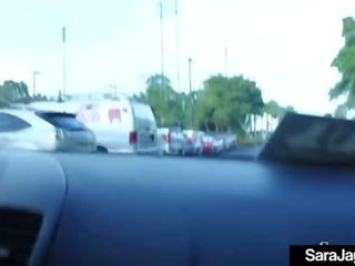 Αμάξι pooling μουνί σφυροκόπησε sara κίσσα παίρνει μανσόν γεμιστό με μεγάλος κακός πέος οδηγός